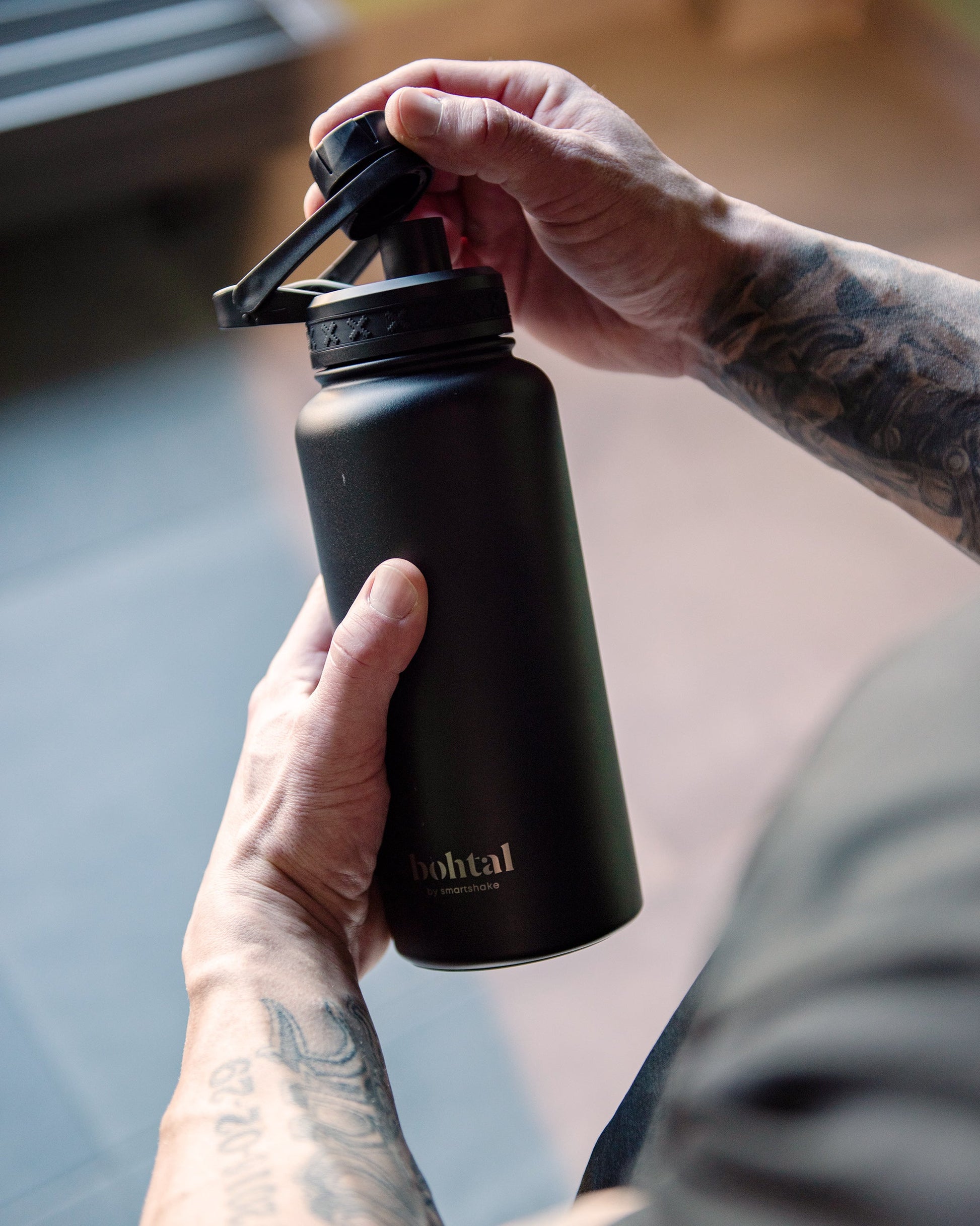 bohtal-insulated-sports-bottle-black-h9 Bohtal_Insulated_Sports_Bottle_Black_lifestyle.jpg