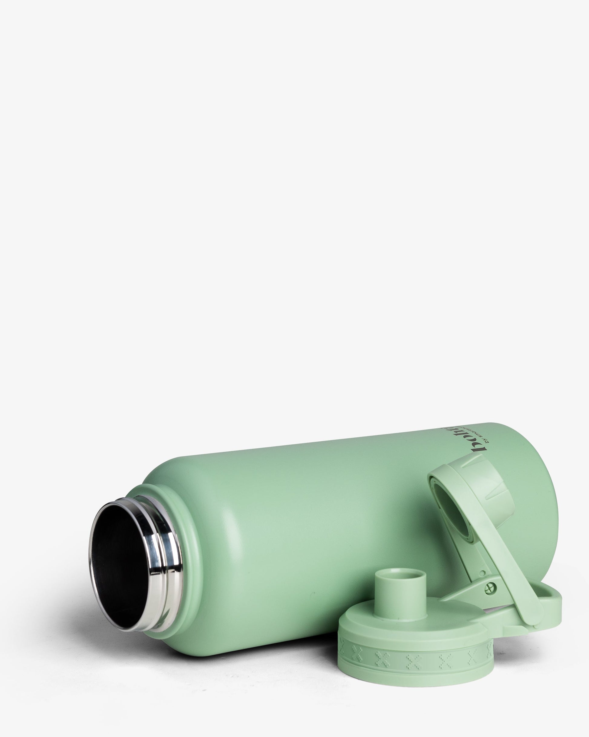 bohtal-insulated-sports-bottle-green-c5 Bohtal_Insulated_Sports_Bottle_Green_unassamble.jpg