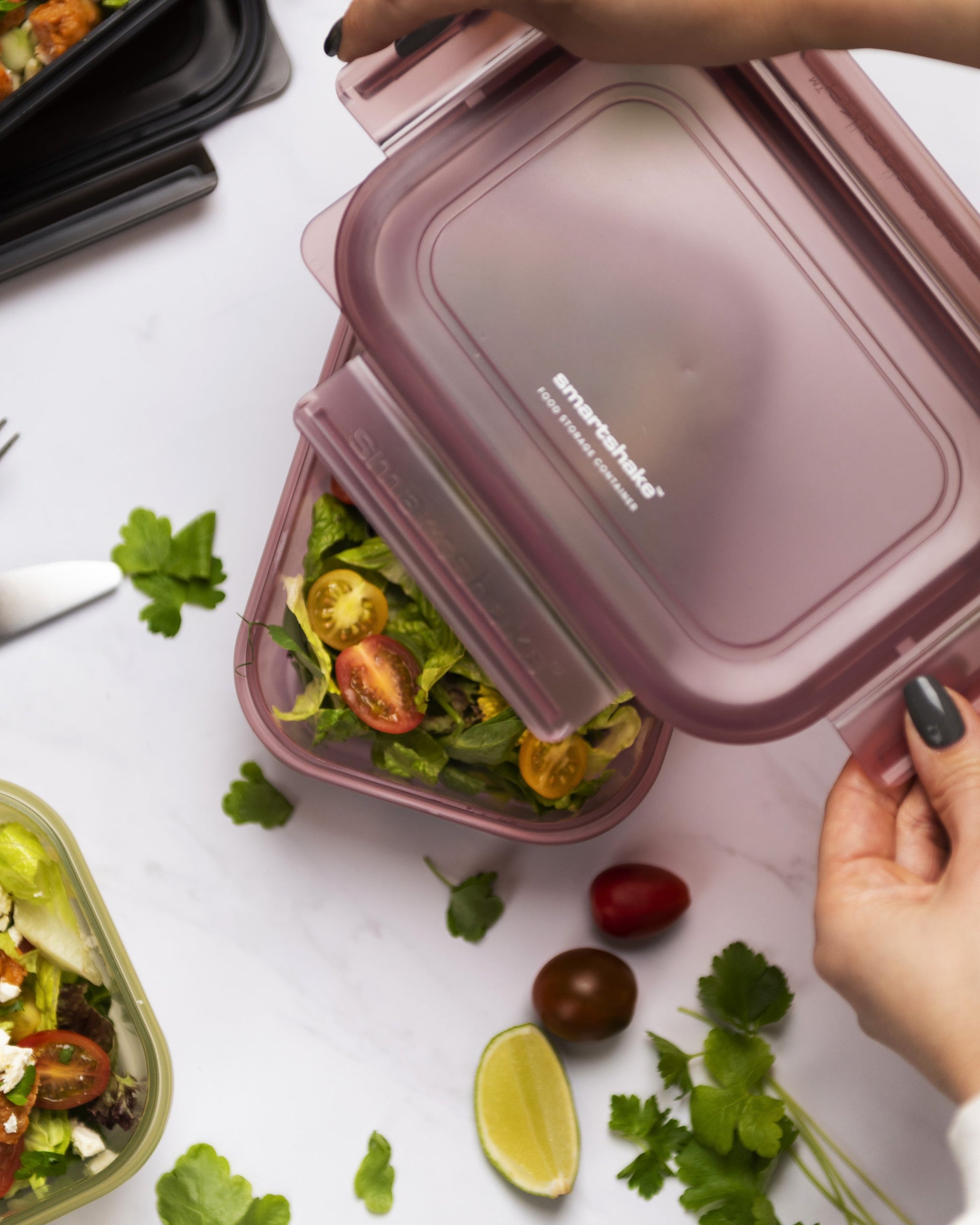 food-storage-container-deep-rose-n9 Smartshake_Food_Storage_Container_Deep_Rose_Lifestyle2.jpg