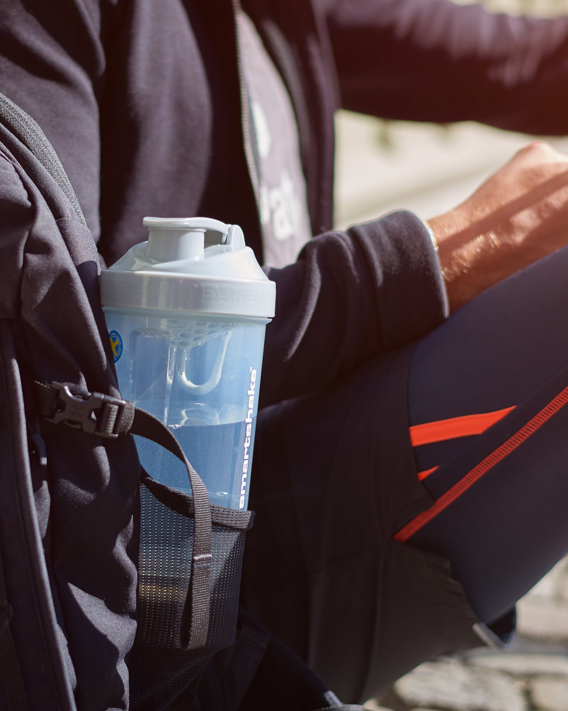 original2go-one-mist-gray-q7 Smartshake_Original2GoONE_Mist_Gray_lifestyle.jpg