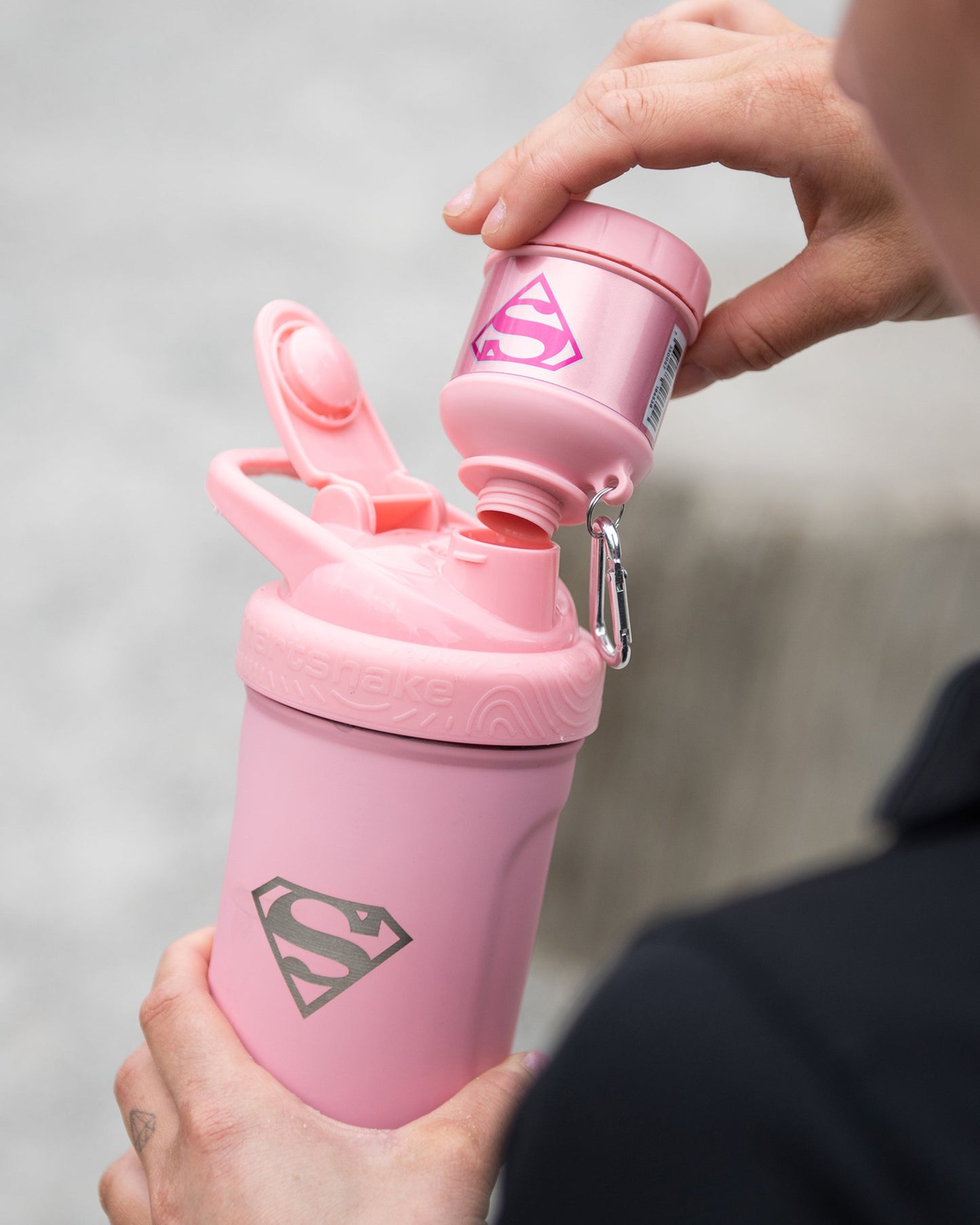whey2go-funnel-supergirl-k8 Smartshake_Whey2Go_Supergirl_Lifestyle.jpg