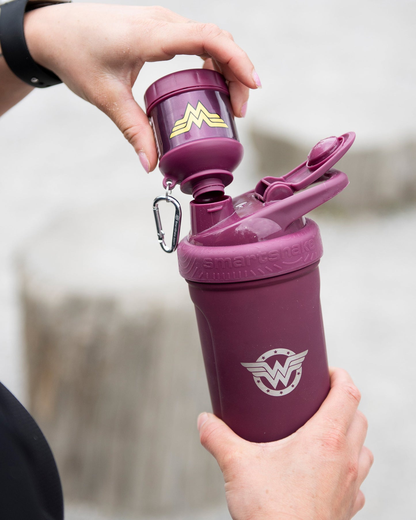 whey2go-funnel-wonder-woman-g0 Smartshake_Whey2Go_Wonderman_Lifestyle.jpg